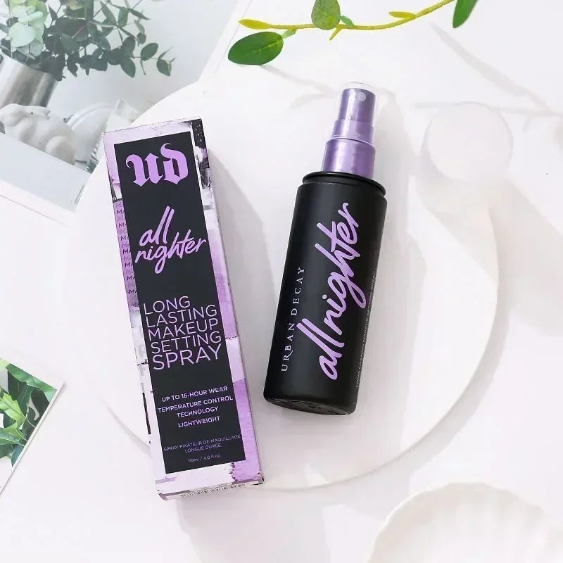 Make-up Setting Spray Quickly Forms A Film, Long-lasting Makeup, Oil Control, Sweat-proof And Smudge-proof Classic Version 118ML